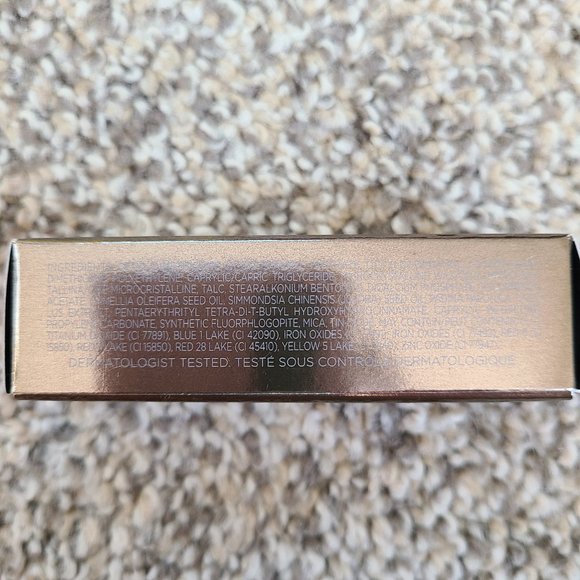 Laura Mercier: Silky Creme Lipstick: Rouge Essential: Rouge Electrique - Picture 5 of 6